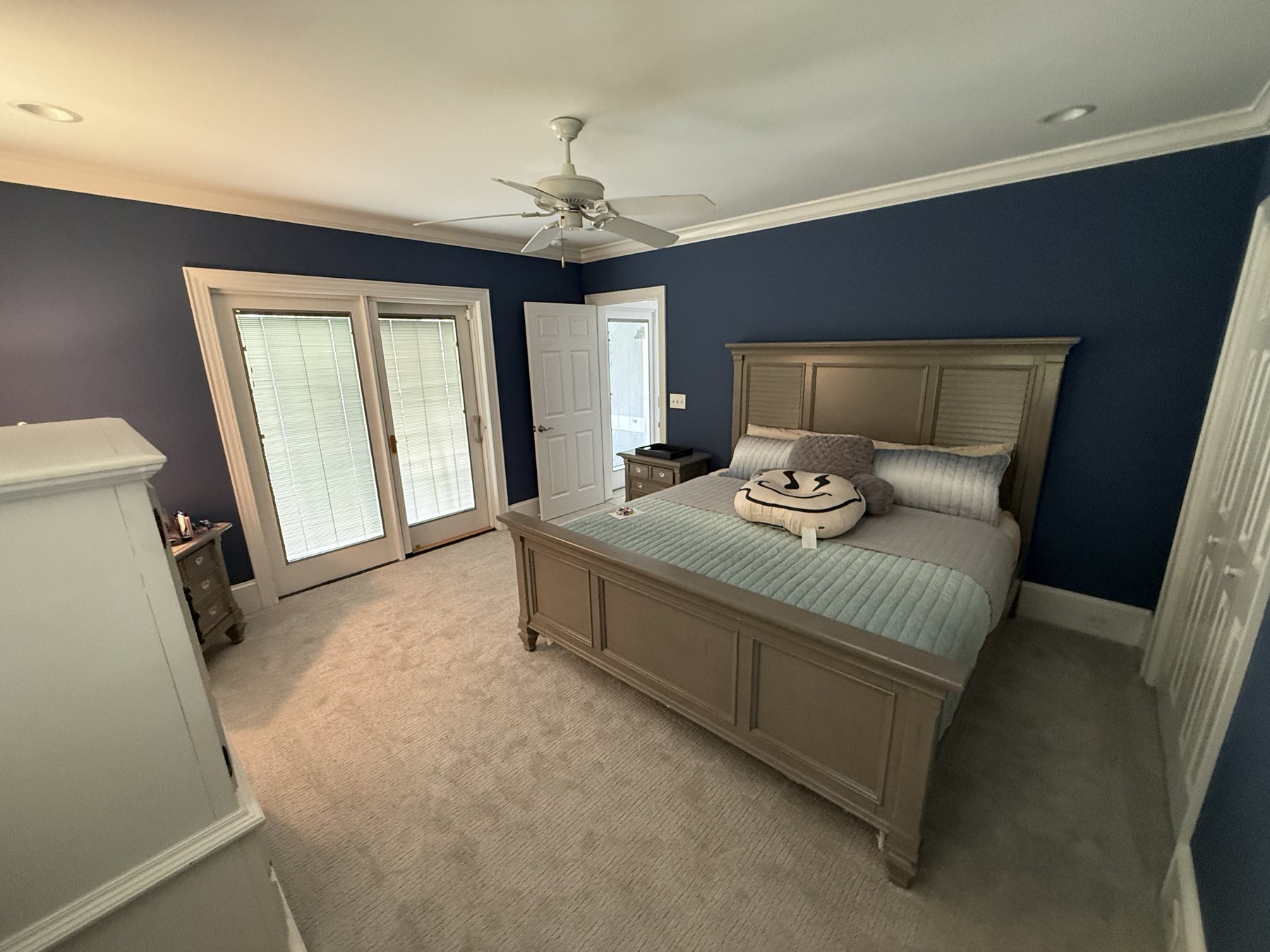 Blue guest bedroom suite at Polaris Pointe.